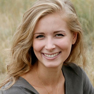 Photo of a smiling woman - chat with The General Insurance team now.